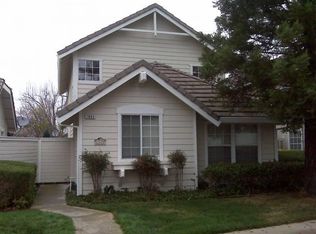 1005 Meadowbridge Dr, Folsom, CA 95630