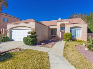 2631 Redington St, Palmdale, CA 93551