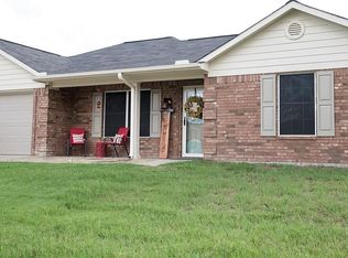 207 Oakwood Dr, Mexia, TX 76667
