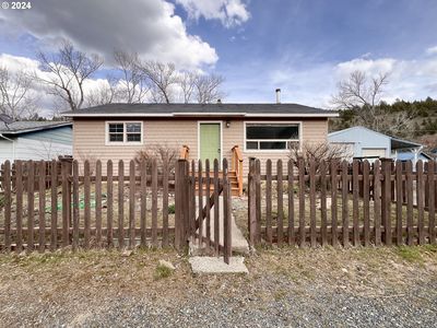 246 N Humbolt St, Canyon City, OR, 97820