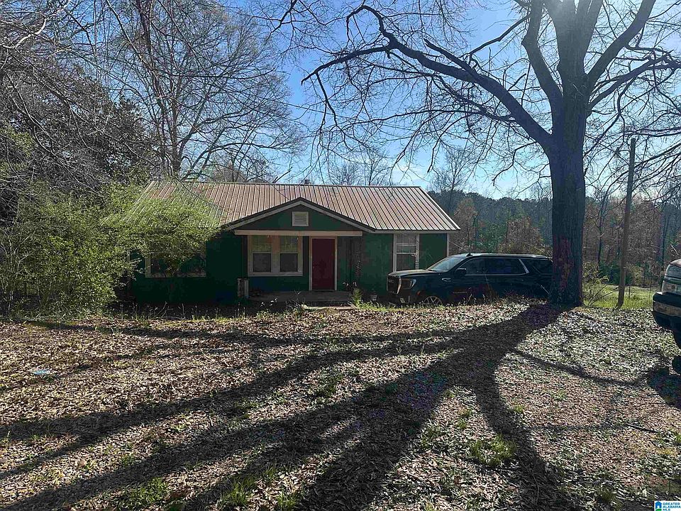 1st image of 13181 E Capitol Dr House 4