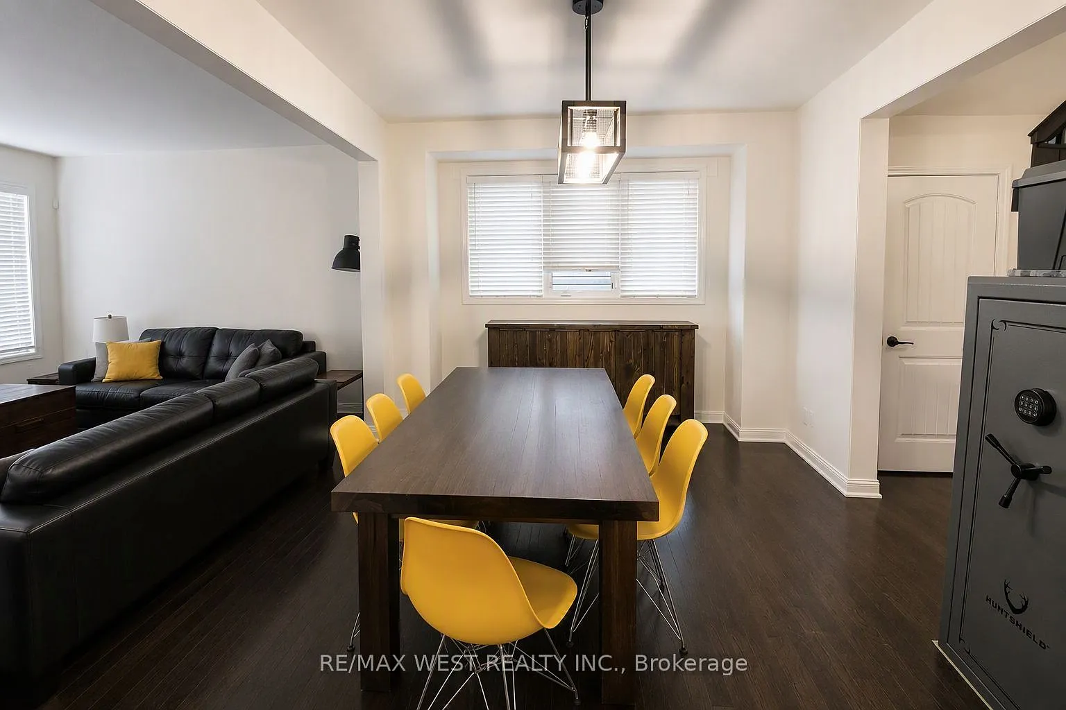 4 bed, $3,500 — Photo 4