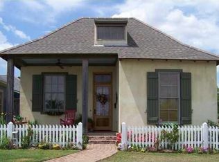 405 Stonemont Rd, Lafayette, LA 70508