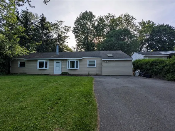 15 Wexford Rd, Syracuse, NY 13214