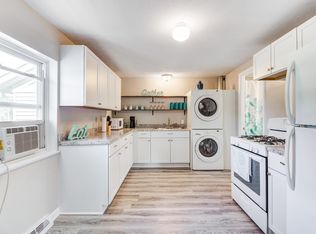 427 Center St #4, Huron, OH 44839