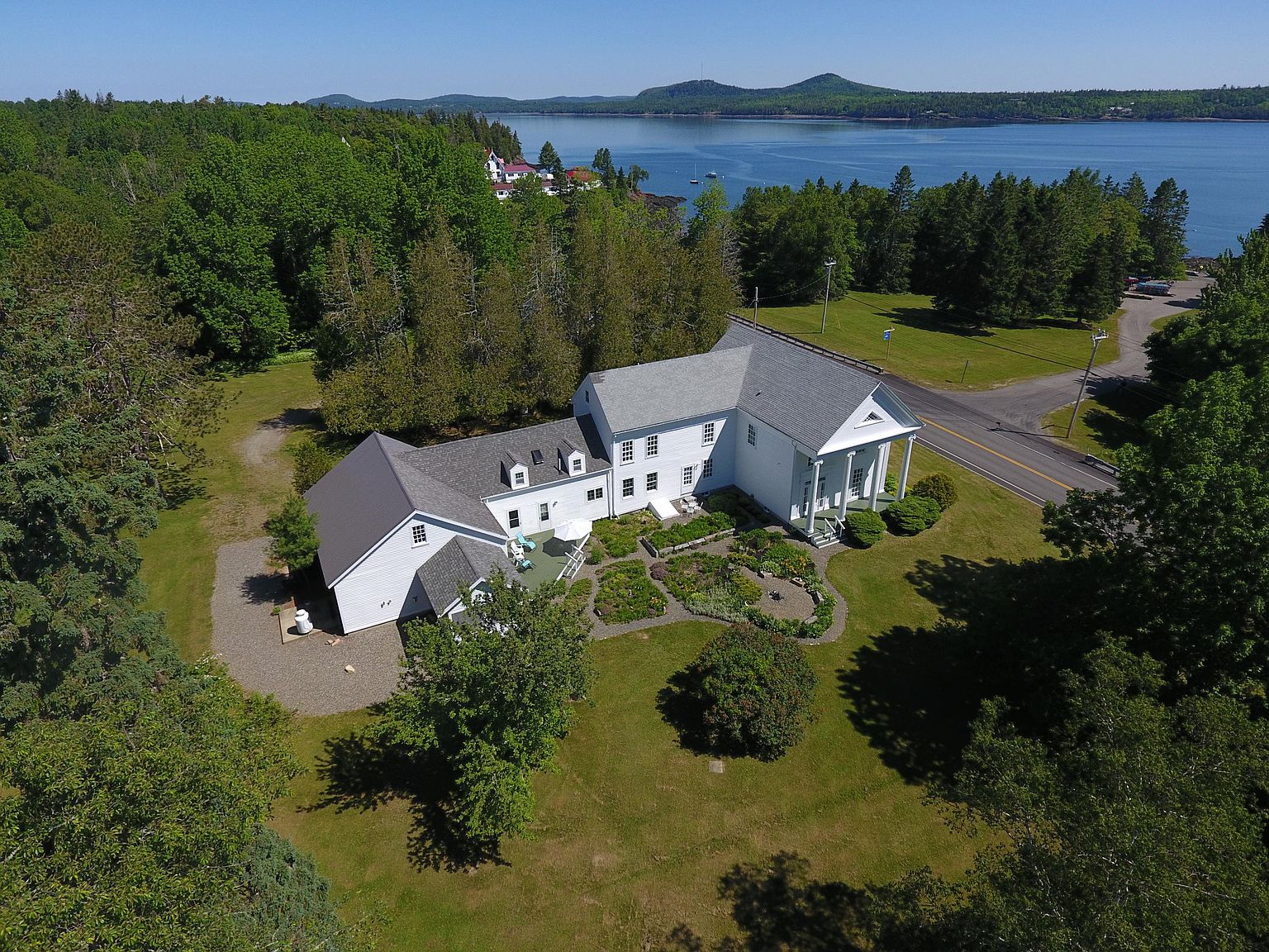 590 US Route One, Robbinston, ME 04671 Zillow