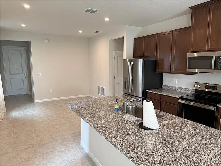 5029 Grand Teton Ct — Photo 7