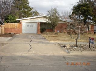 805 S Adams Dr, Roswell, NM 88203