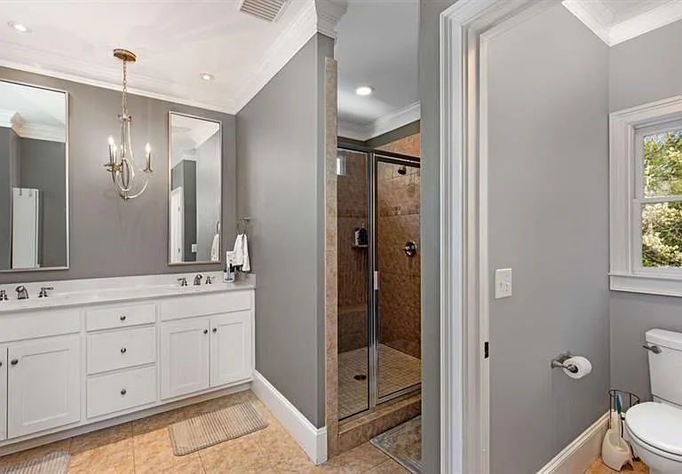 1390 Marion Walk SE — Photo 30
