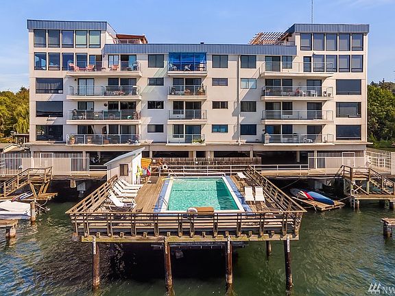 5th image of 2301 Fairview Ave E #409A