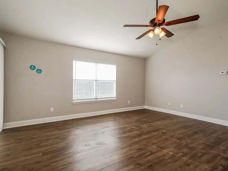 3163 Pine Haven Dr — Photo 3