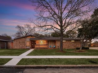 7897 Broadview Dr, Houston, TX 77061
