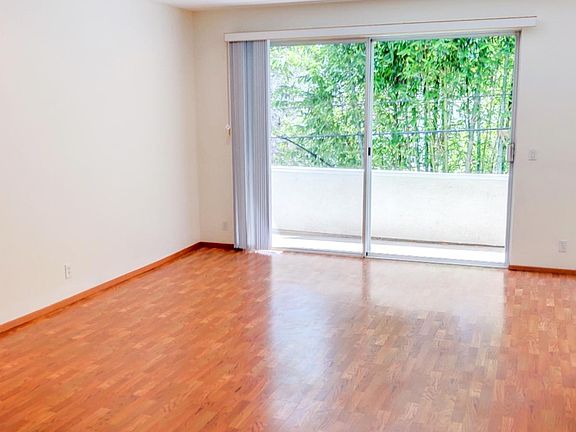 4th image of 14144 Dickens St APT 215