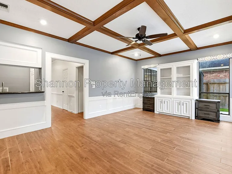 5626 Spring Lodge Dr — Photo 18