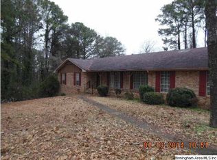 702 Briarwood Dr, Bessemer, AL 35022