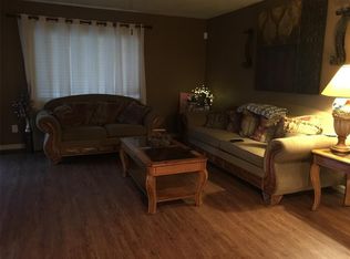 9713 Sumerlin St, Houston, TX 77075