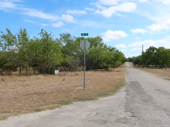 LOT 21 & 22 Cypress LOT 21, Bandera, TX 78003