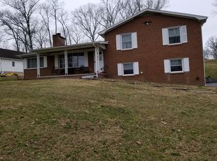 3943 E Point Rd, Elkton, VA 22827