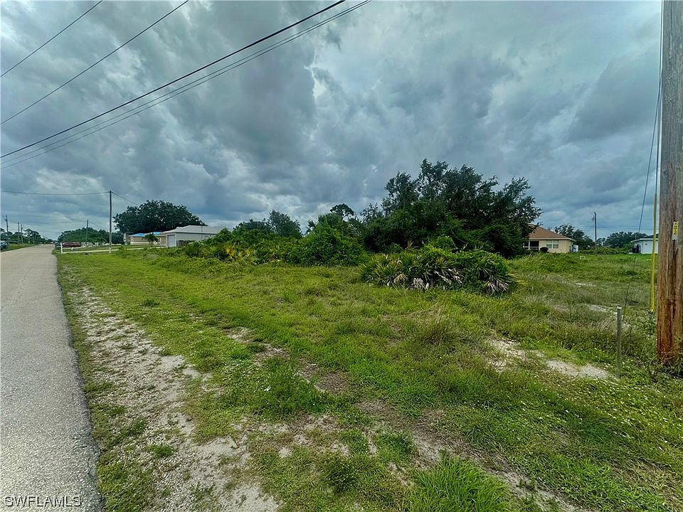 2nd image of 3708 27th St SW