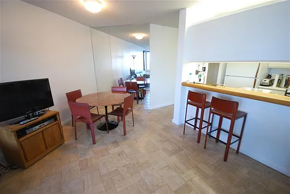 Rented by Luxury Habitat | media 4