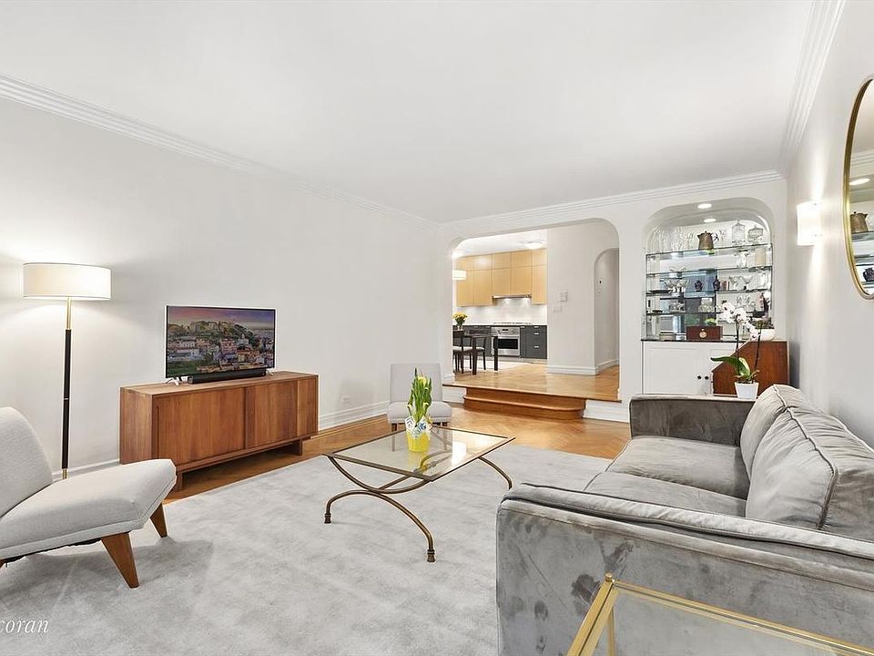 1st image of 320 W 90th St APT 4F