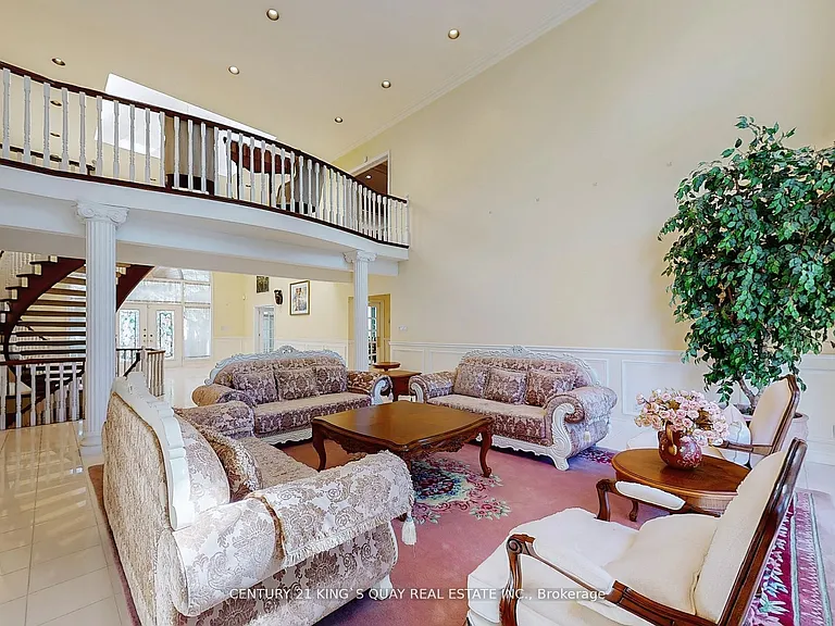 20 Limcombe Dr — Photo 4