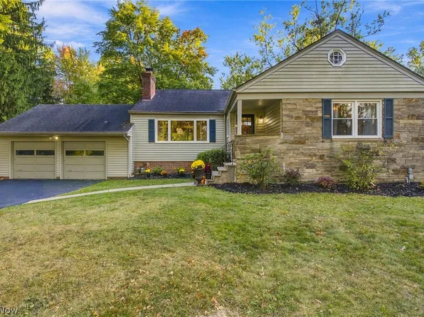 28550 Pike Dr, Orange, OH 44022
