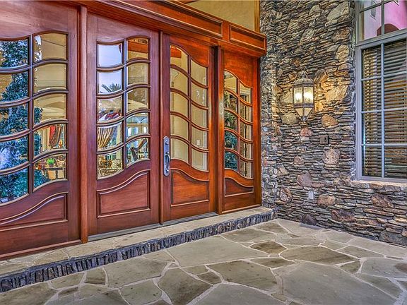 3rd image of 1746 Greystone Ct