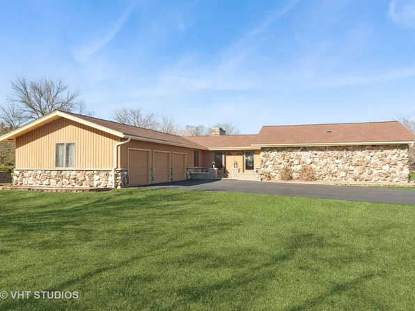 768 Halbert Ln, Inverness, IL 60010