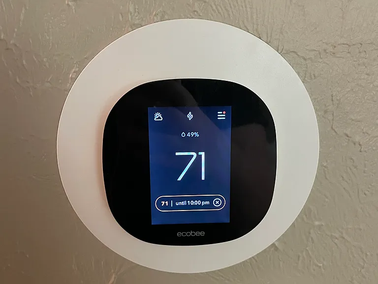 Smart thermostat that can connect to your phone
