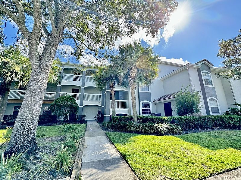 1st image of 14037 Fairway Island Dr APT 216