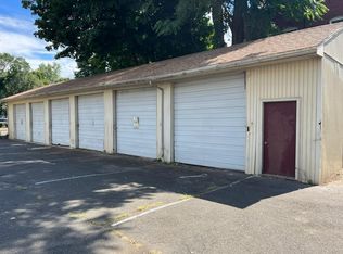 1036 Chicopee St #4, Chicopee, MA 01013