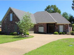 1911 Eastridge Cir, Madison, MS 39110