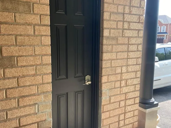 143 Maroon Dr #Basement, Richmond Hill, ON L4E 5B7