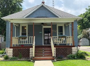 312 E Pleasant St, Taylorville, IL 62568