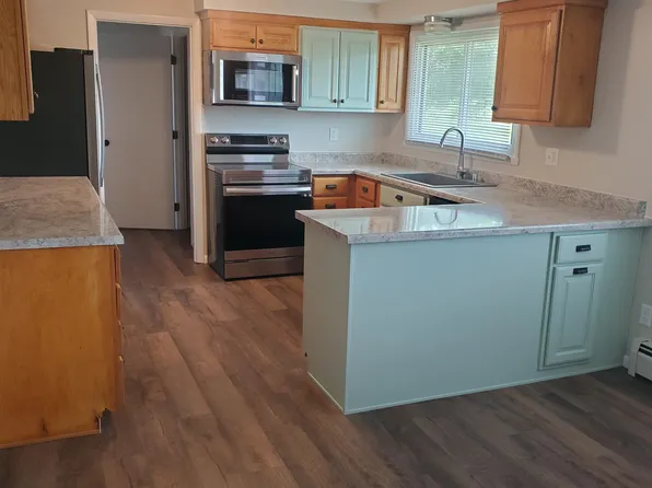5158 Reiner Rd, Madison, WI 53718