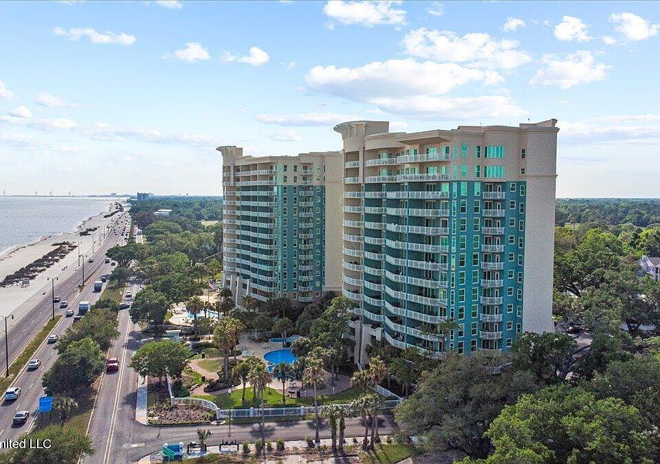 1st image of 2230 Beach Dr APT 404