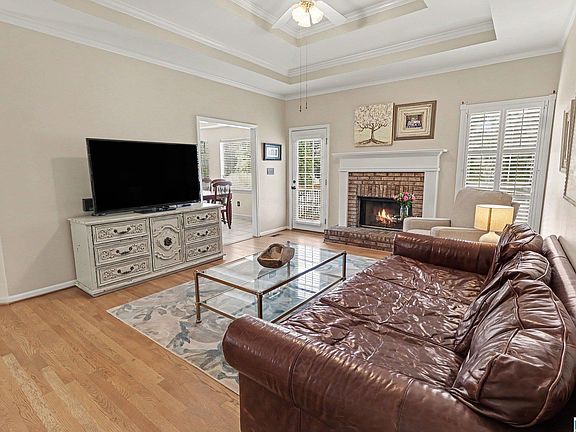 2nd image of 1709 Fieldstone Cir