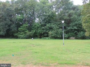 36592 Dover St, Ocean View, DE 19970