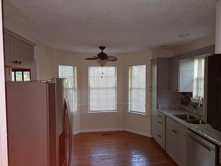 2035 Rock Bluff Rd — Photo 4
