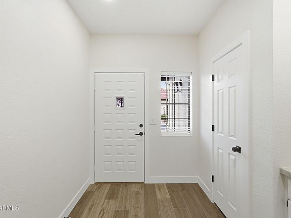 5th image of 501 E 2ND Avenue #17