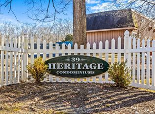39 Ash Dr #6, Ledyard, CT 06339