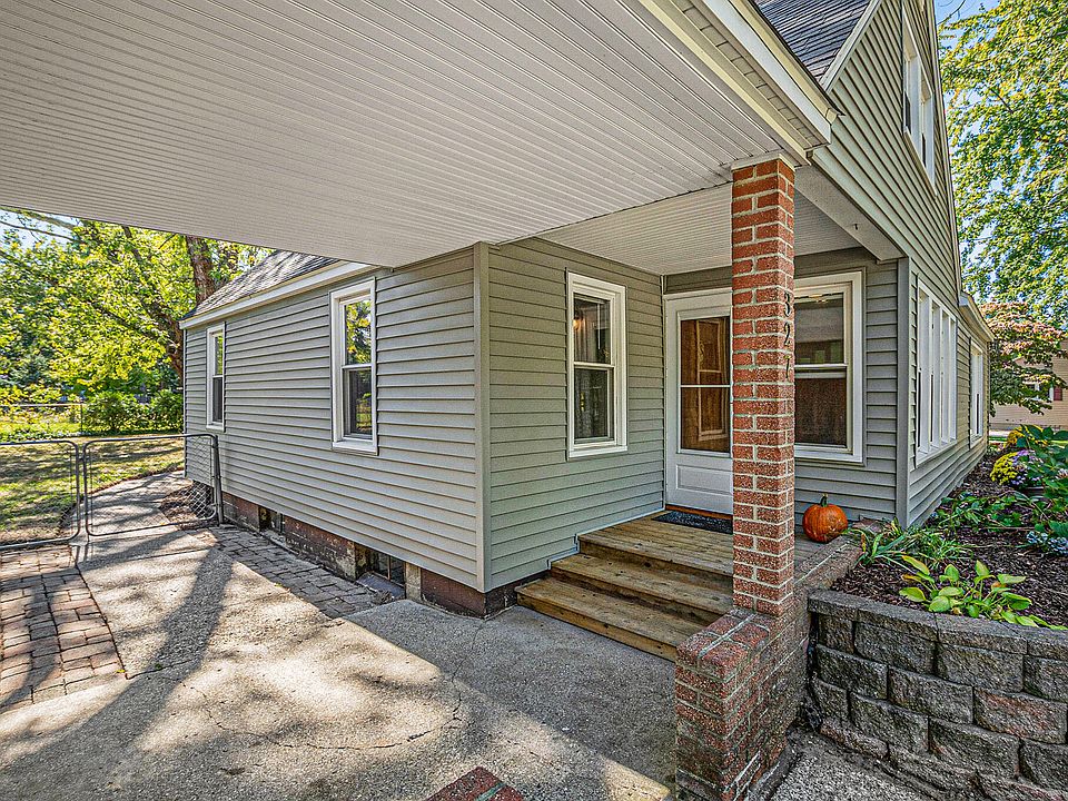327 Randall Rd, Norton Shores, MI 49441 Zillow