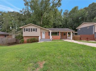 919 Slash Pine Rd, Forest Park, GA 30297