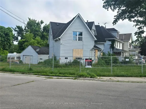 702 Cedar St, Haldimand County, ON N1A 2J8