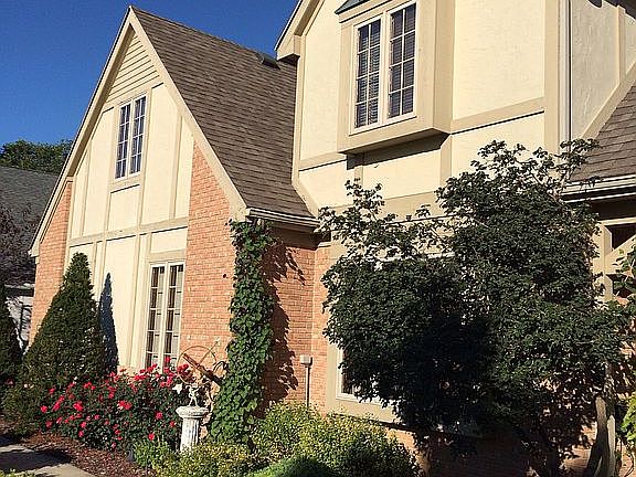 2nd image of 1499 Rivercrest Dr