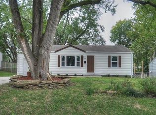 11519 W 69th Ter, Shawnee, KS 66203