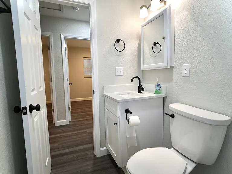 885 Ruby Ave — Photo 16