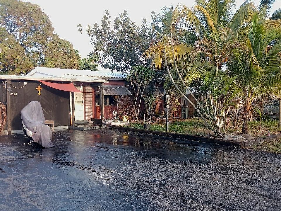 1st image of 2588 NE 13th Avenue