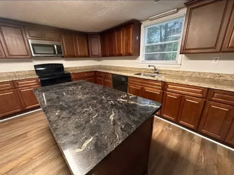 1-1095 S Burnt Hickory Rd — Photo 1